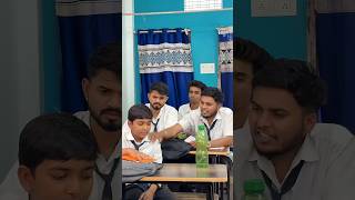 बच्चो को इतना भी टॉरचर ना करे 🙂  Magic Karo🤯✅ Shorts  jagga dhonisir schoollife lessonoflife [upl. by Doowron]