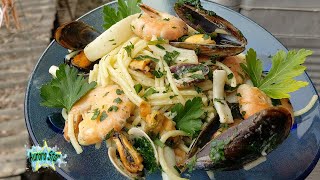 Ricetta Spaghetti allo scoglio con pesci surgelati [upl. by Oreves]