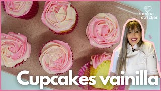 RECETA CUPCAKES FÁCILES DE VAINILLA  húmedos y esponjosos  decoración con Buttercream [upl. by Corvese]