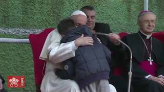 iL POMERIGGIO DEL PAPA A CORVIALE 20180415 [upl. by Acquah974]