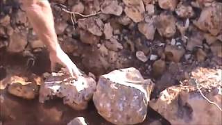 Ħitan tassejjieħ Dry stone wall construction basics [upl. by Ailenroc948]