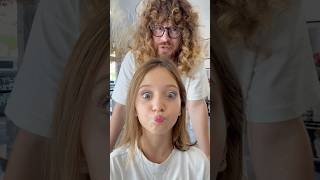 Comunque chiara vuole farmi icapelli lisciSe questo video va virale Chiara mi fara i capelli lisci [upl. by Eisenstark452]