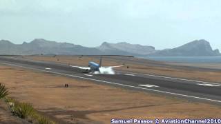 Long Bumpy Landing by Thomson B737800 [upl. by Thorlay]