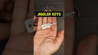 Jiggler Keys Open Padlock  Bypass Lock [upl. by Nomannic]