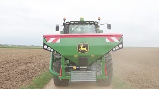 John Deere  semoir ExactEmerge [upl. by Zeus]