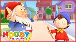 Big Ears gives Noddy a gift  Noddy in Toyland  Noddy Official [upl. by Ynes]