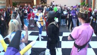 Anime LA 2011  Cosplay Chess Hunk Vs Alice [upl. by Refinnaj]