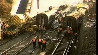 TRAIN  CRASHES  CLAPHAM JUNCTION [upl. by Naquin]