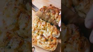 Crispy garlic bread recipe garlicbread food garlicbutter garlicbuttersauce garlic cheese [upl. by Yesnnyl]