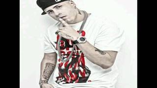 Nicky Jam  Vamos A Perrear Gatas En La Disco [upl. by Olmsted341]