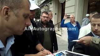 Stephen Curry signing autographs in Paris September 2018 [upl. by Chancelor266]