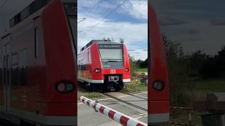 Quietschi 424 in Markt Indersdorf am Bahnübergang [upl. by Beverley]