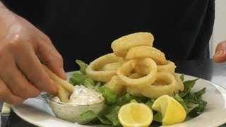 HOW TO MAKE FRIED CALAMARI CALAMARI FRITTI  theitaliancookingclasscom [upl. by Eipper]