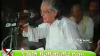 Mushaira Hasrat Jaipuri Ghazal HallaGulla Com [upl. by Namhar]