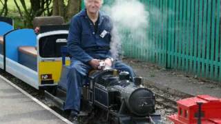 Halton Miniature Railway Trains at Runcorn Railway Town park [upl. by Weirick752]