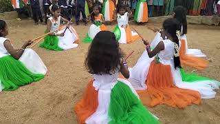 BHARATHAMBE EDU NINNA JANUMA DINA  kannada song independencedaycelebrationinschool kannadadance [upl. by Aneelad]