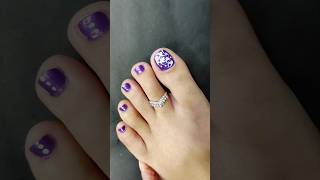 Toe nailart hack with safty pin nailart shorts nailartdesigns youtubeshorts toenailart [upl. by Elsie]