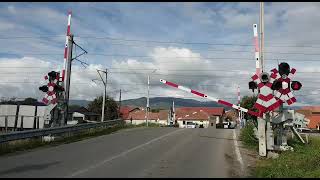 Bariere noi la trecerea de cale ferată de la ieșirea din Alba Iulia spre șoseaua de centură [upl. by Rramo]