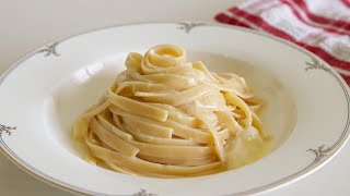 Authentic Fettuccine Alfredo Recipe  How to Make Fettuccine Alfredo [upl. by Nnoved25]