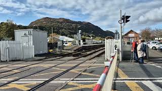 Porthmadog Level Crossing Gwynedd 10102024 [upl. by Rew]