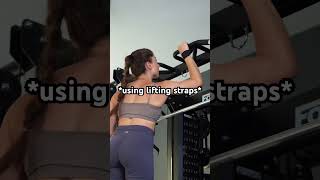 Lifting straps vs versa grips pullups gym [upl. by Llerrod]