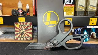 Leatherman Raptor Response Foldable Trauma Shears  Medical [upl. by Nbi357]