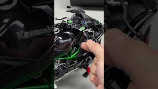 16 super large scale Kawasaki h2r model can start the ignition turn on the light with the key [upl. by Janeen]