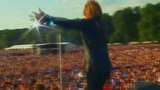 Bon Jovi  Everyday Hyde Park 2003 [upl. by Anivol486]