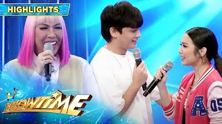 Vice Ganda instructs Seth and Francine to act as if they were in a RomCom scene  Its Showtime [upl. by Anailuj]