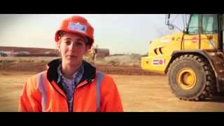 Interview dune jeune conductrice dengins OcVia Construction [upl. by Ilrahc]