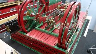 Meccano Super Model 32 Twin Cylinder Steam Engine V2  speed adjusted [upl. by Miki]