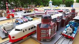 Plarail Train amp Tomica Town Tokyo Station and Skytree Course [upl. by Osi]