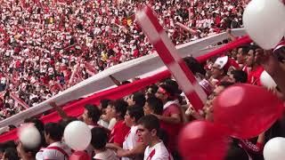 CANTA BLANQUIROJA  PERU MEJOR BARRA  HINCHADA DEL MUNDO BLANQUIROJA [upl. by Ennaeirb331]