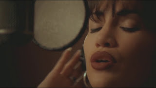 I Could Fall In Love  Selena Interpretado por Jennifer Lopez [upl. by Etolas]