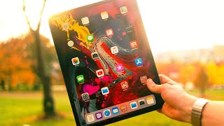 2018 iPad Pro UNBOXING amp REVIEW 11 inch vs 129 inch with Accessories [upl. by Rosemonde]