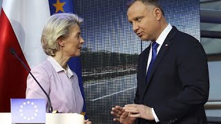 Polen erhält von der EU grünes Licht für die erste Auszahlung von Konjunkturmitteln [upl. by Devlin]