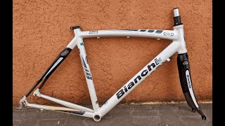 Bianchi Via Nirone 7 700c M 54  alucarbon frameset [upl. by Helsa]