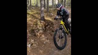 Riding in Nesbyen with a friend🤙🤙🚴🚴 downhill mtb mountainbikeshortvideo [upl. by Townshend]