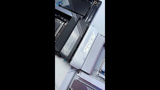 X870E AORUS PRO amp PRO ICE Unboxing [upl. by Eltsyek797]