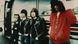 The Ramones  Shes A Sensation Live 1981 [upl. by Wendelina]