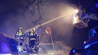 Hausbrand in KremmenAmalienfelde Feuerwehr mit 75 Kräften im Großeinsatz [upl. by Nitneuq]