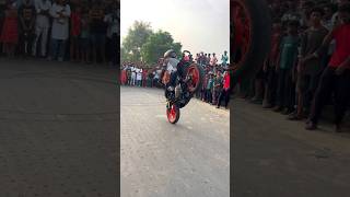 ￼ Crazy public 😱￼bikerider wheelierider stunt wheelieing wheelierider bikermarjel mt15lover [upl. by Lambart]