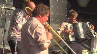 Amsterdam Klezmer Band Live  Di Zilberne Chassene  Sziget 2012 [upl. by Margette]