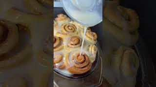 Cinnamon rolls 👌 youtubeshorts food easyfoodtomakeathome [upl. by Pleasant]