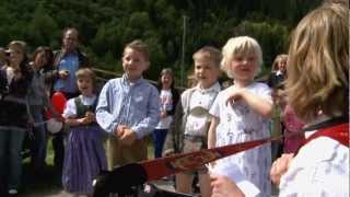 Kindergruppe singt für Brautpaar  Hochzeitsvideo [upl. by Brasca156]