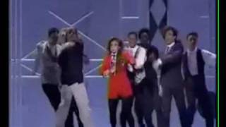 Paula Abdul vs Janet Jackson 1990 Music Awards [upl. by Enelra]