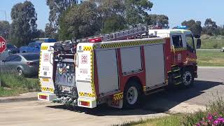 HILO amp AIR HORN  Kalkallo Pumper Turning Out from Open Day C1 [upl. by Annahgiel]