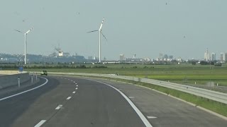 Bratislava Airport via Vienna Airport from Vienna Bus Station [upl. by Pergrim658]