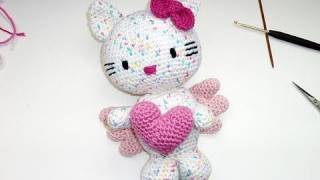 Häkeln  Hello Kitty Engel  Teil 6  Ausarbeiten Zusammennähen  Amigurumi [upl. by Gerianna]