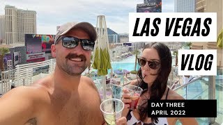 LAS VEGAS VLOG  Day 3  Cosmopolitan Boulevard Pool  Picasso  Wynn [upl. by Emeline106]